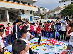 叠彩区食品药品监督管理局到希望小学做宣传活动